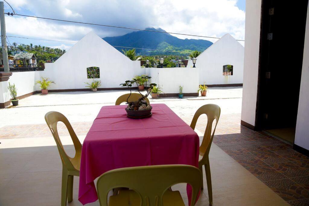 Florabells Iraya Guest House - Batanes Basco Εξωτερικό φωτογραφία