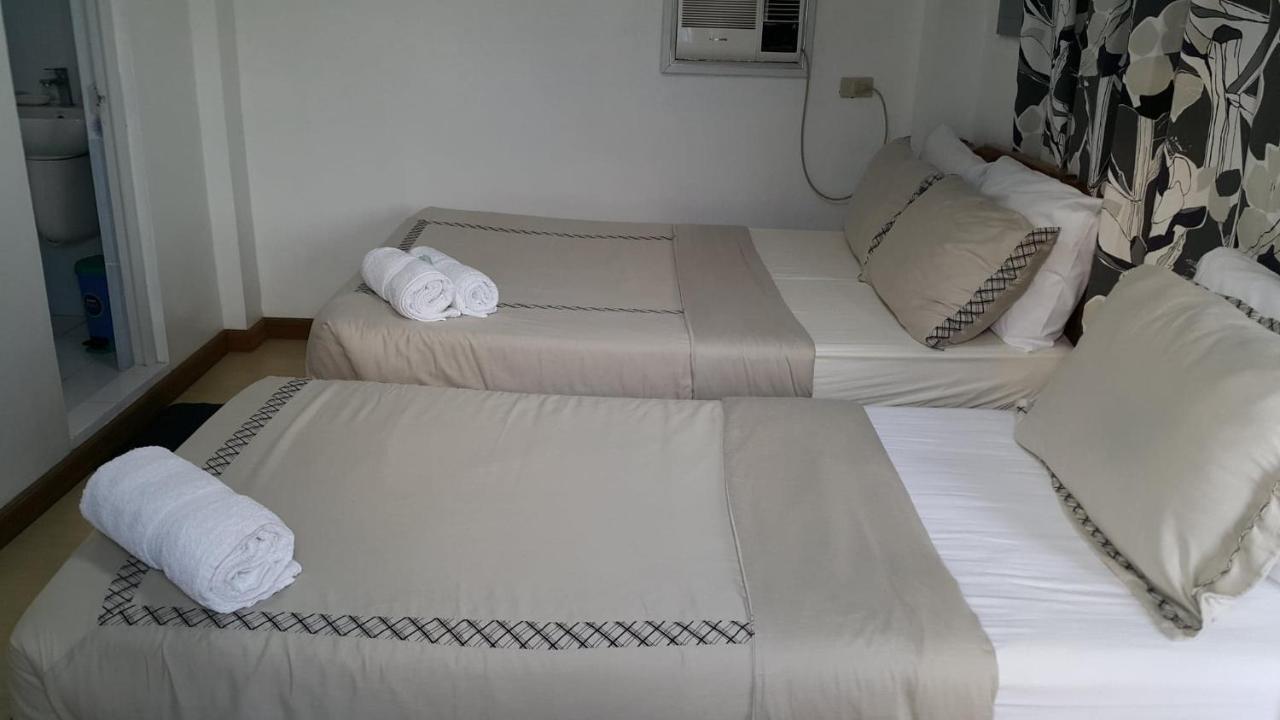 Florabells Iraya Guest House - Batanes Basco Εξωτερικό φωτογραφία